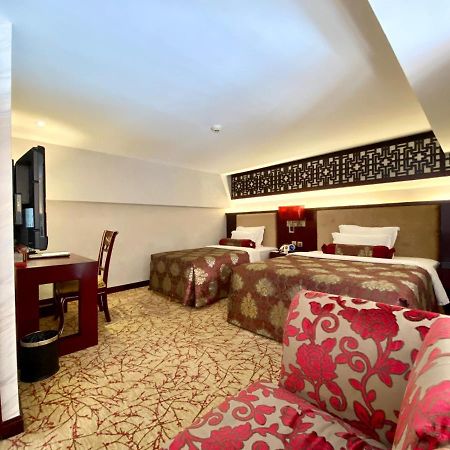 Hotel Metropole Macao Esterno foto