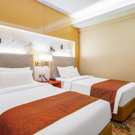 Hotel Metropole Macao Esterno foto