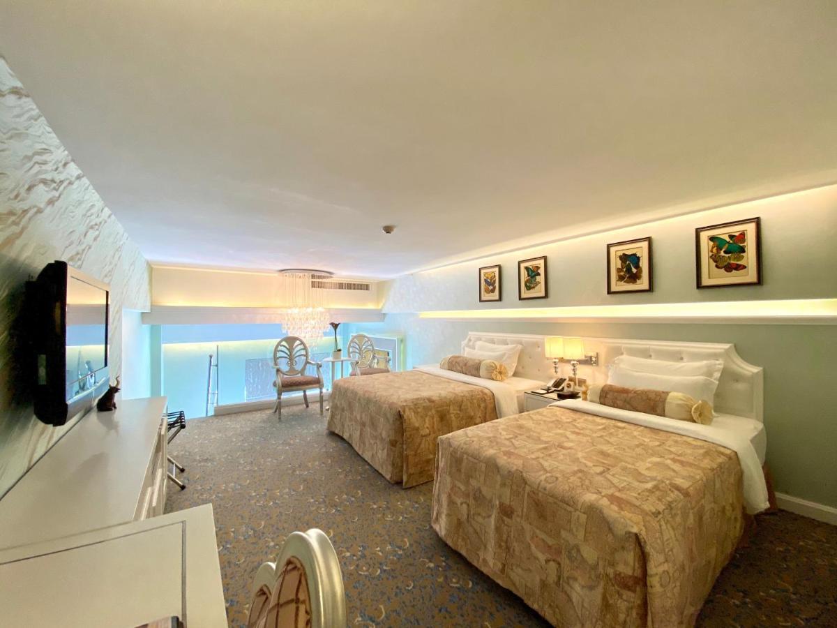 Hotel Metropole Macao Esterno foto