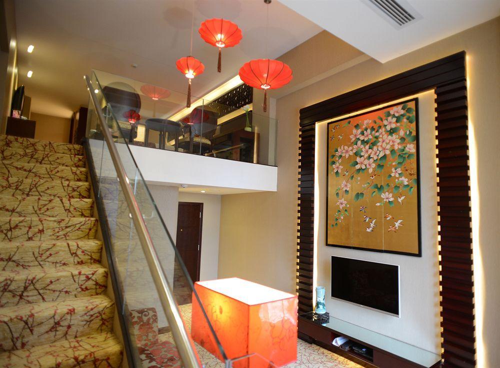 Hotel Metropole Macao Esterno foto